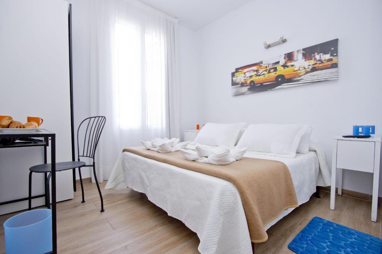 Barcelona City Hotel Екстериор снимка