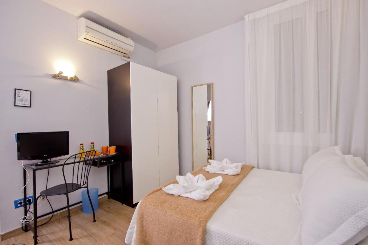 Barcelona City Hotel Екстериор снимка