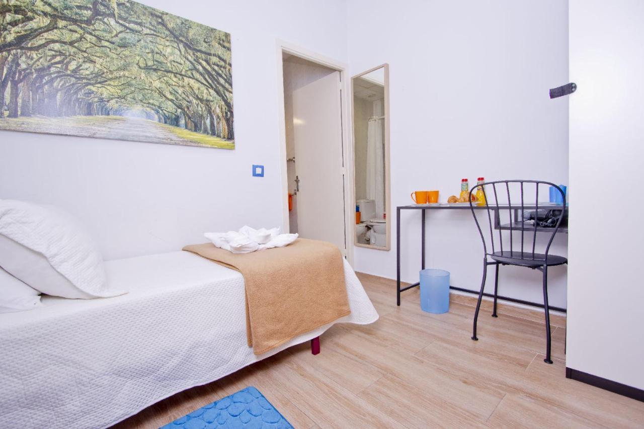 Barcelona City Hotel Екстериор снимка