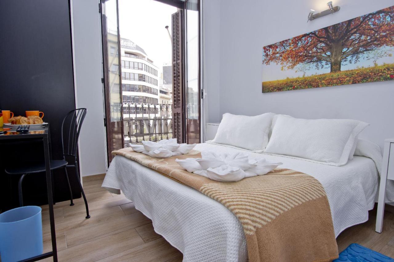 Barcelona City Hotel Екстериор снимка