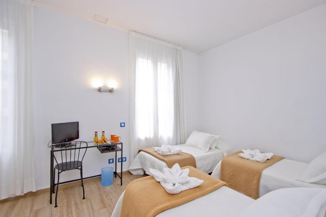 Barcelona City Hotel Екстериор снимка